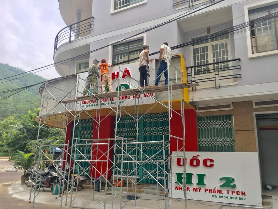 Mặt dựng Aluminium